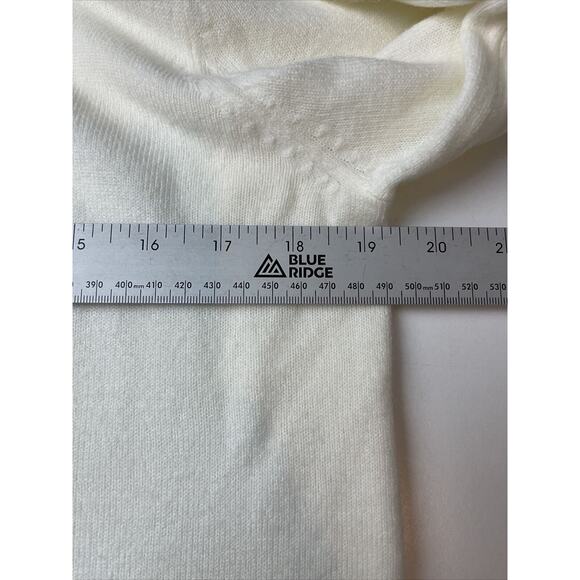 3 for $25-RUBY RED SZ L Cardigan 100% Acrylic Ivory 2 Hook Open Front w/Roses - Picture 7 of 10